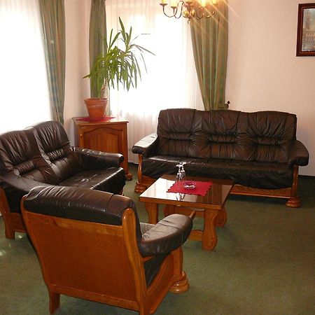 Hotel Zamecek Pod Hradem Stary Jicin 111 Экстерьер фото