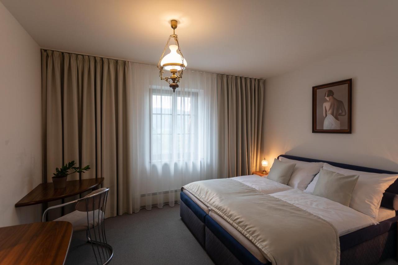 Hotel Zamecek Pod Hradem Stary Jicin 111 Экстерьер фото
