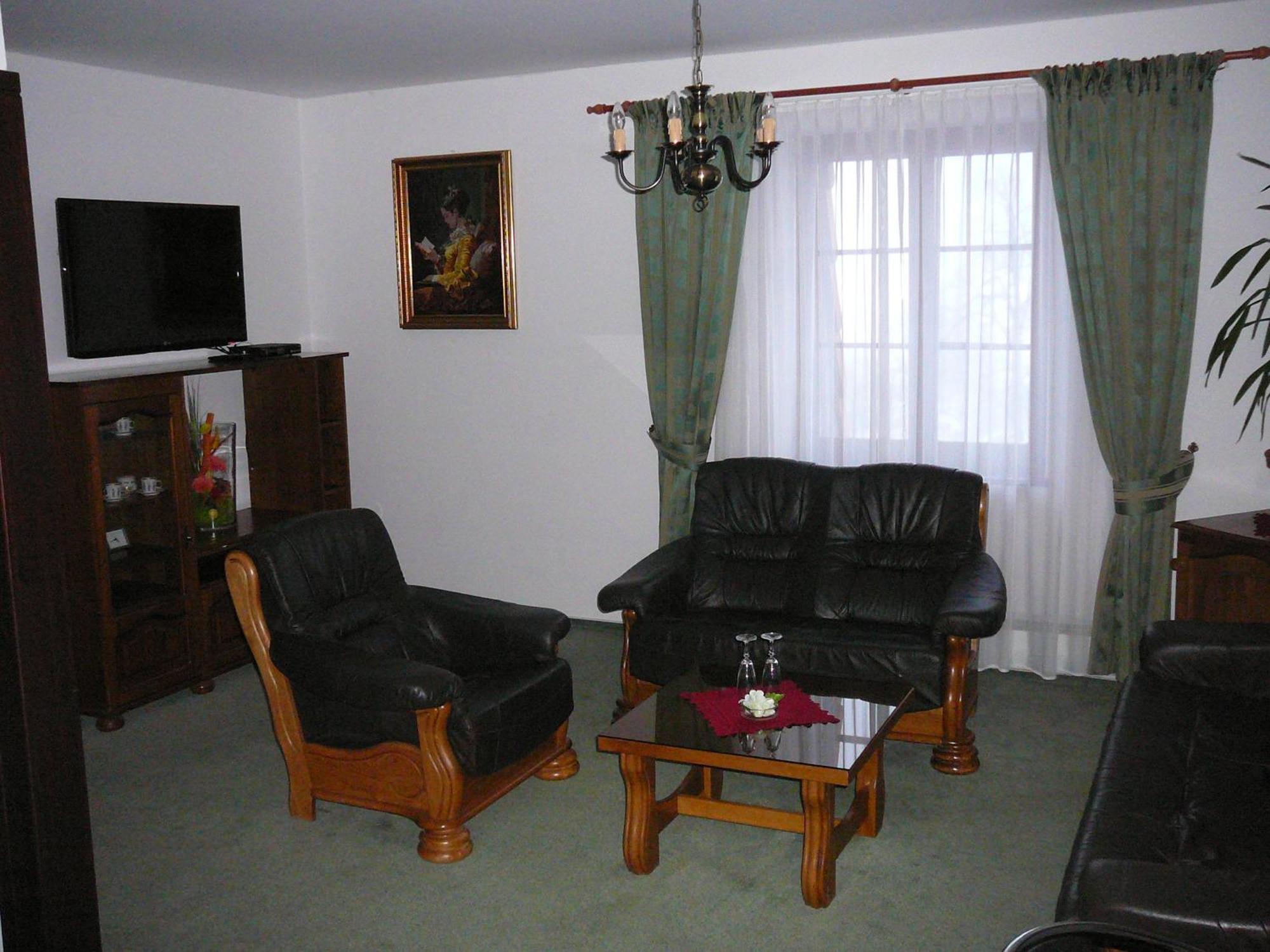 Hotel Zamecek Pod Hradem Stary Jicin 111 Экстерьер фото
