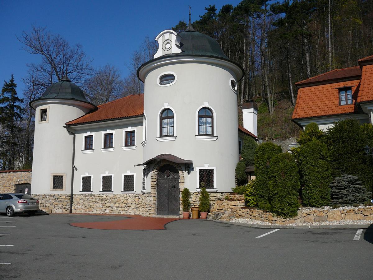 Hotel Zamecek Pod Hradem Stary Jicin 111 Экстерьер фото